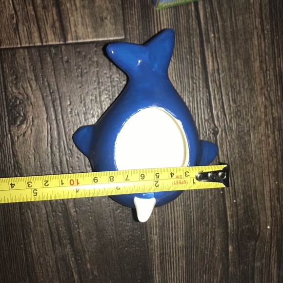 5/$25 Small Narwhal Ceramic Planter - Picture 11 of 15